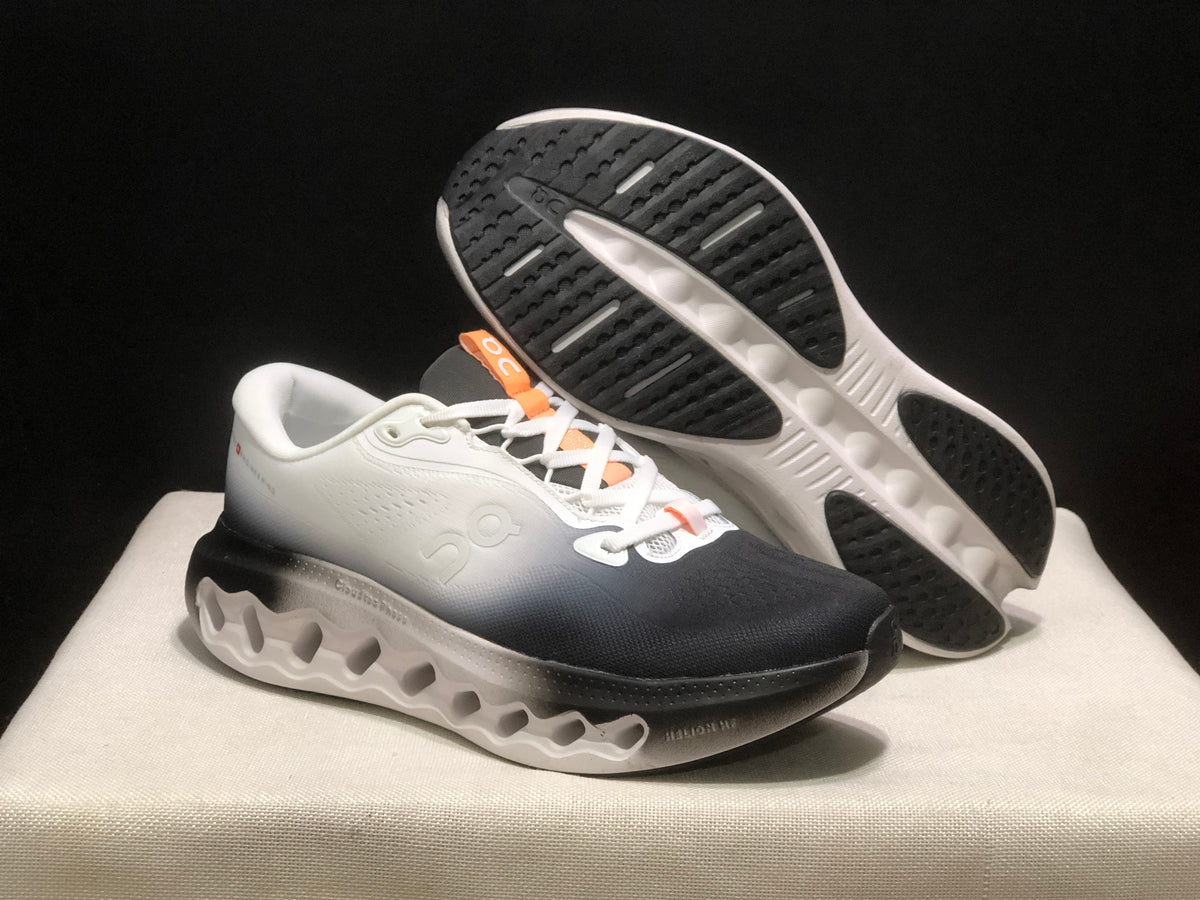 ON - CLOUDSURFER 3 WHITE BLACK