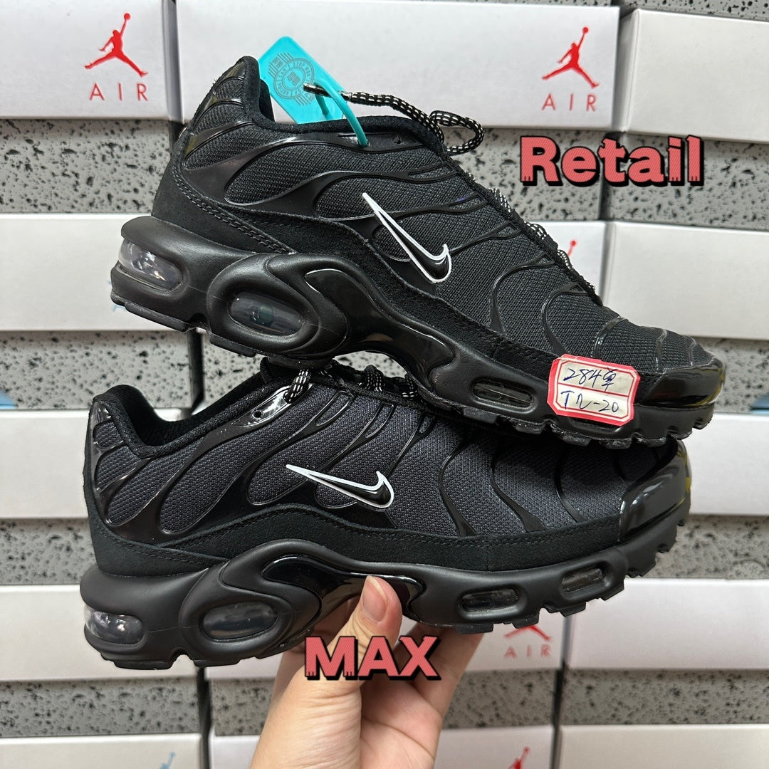NIKE AIR MAX PLUS Unity Berlin