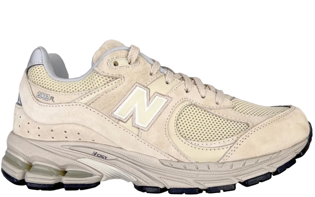 NEW BALANCE 2002R Bone Light Aluminum (or Calm Taupe / beige)
