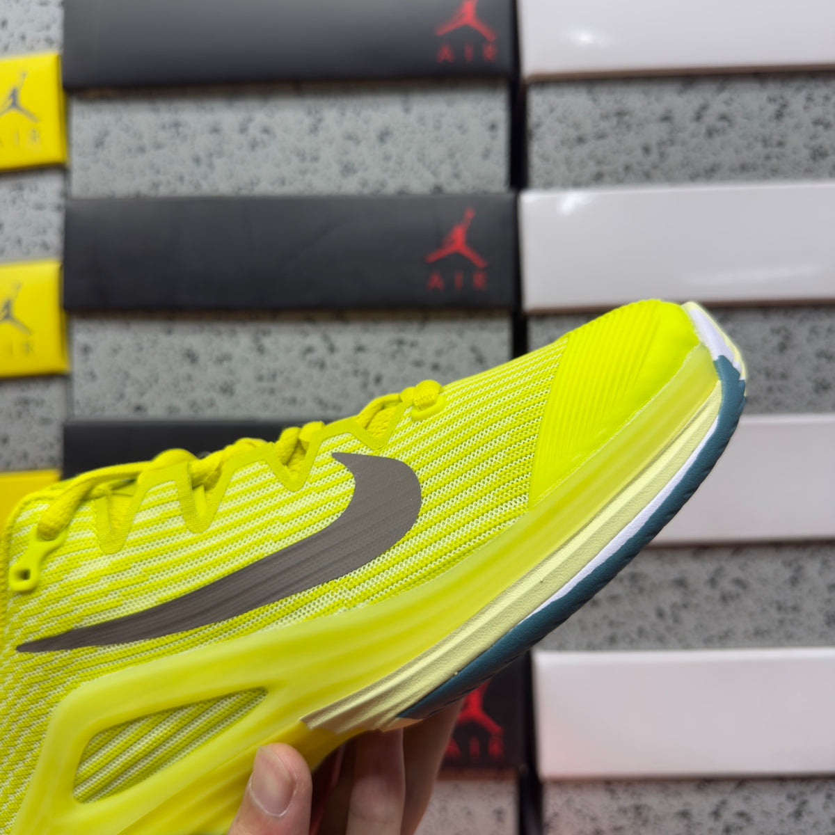 NIKE COURT AIR ZOOM VAPOR PRO12 HC Premium High Voltage Luminous Green Mineral Teal Cave Stone
