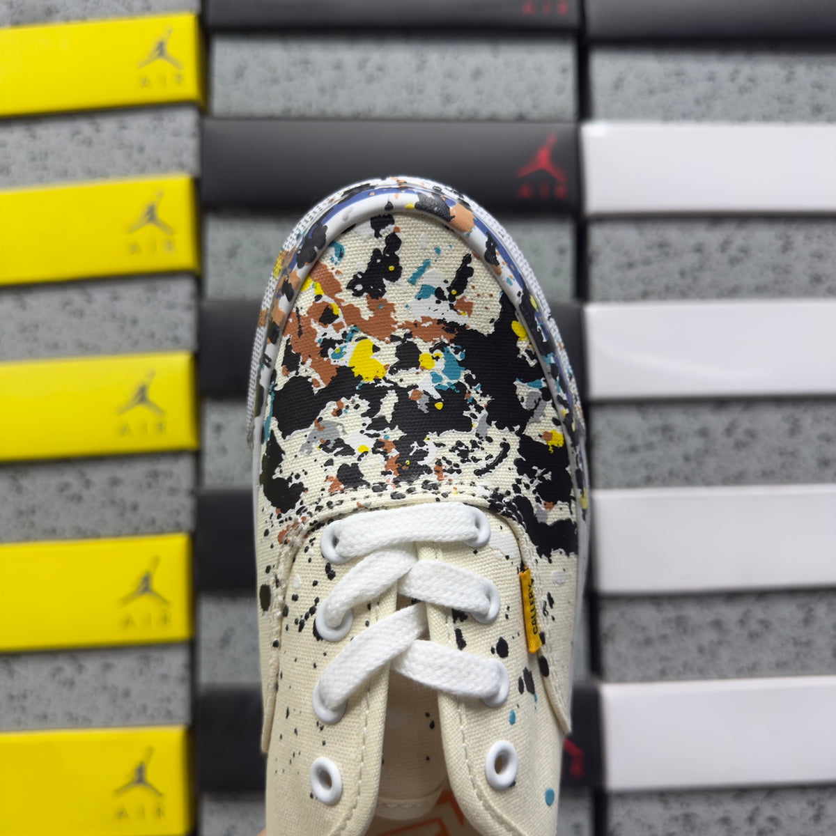 VANS  Authentic Reissue 44 Gallery Dept. Art That Kills WHITE