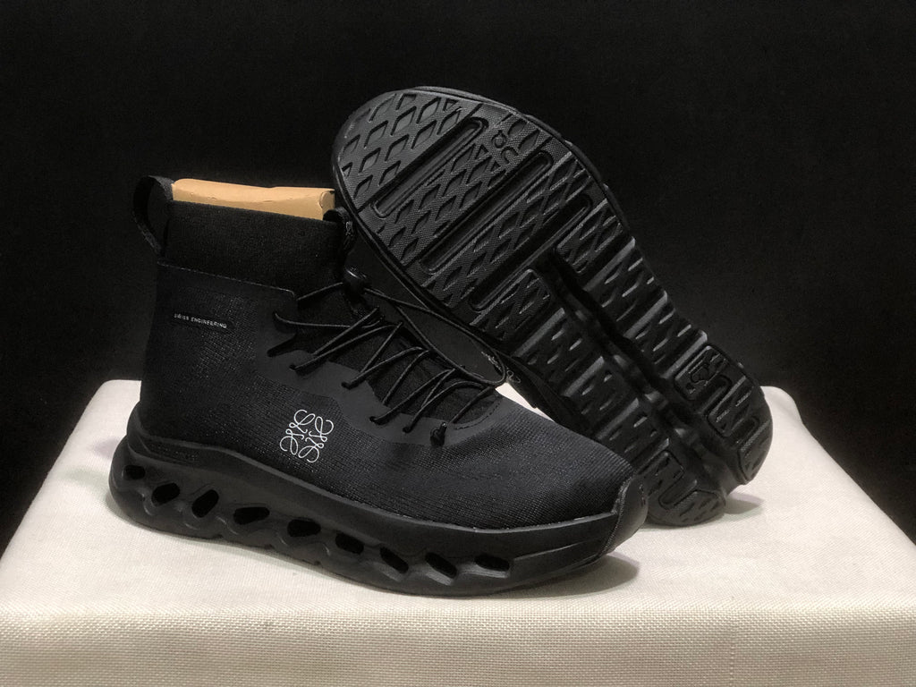 ON - CLOUDTILT HIGH ALL BLACK