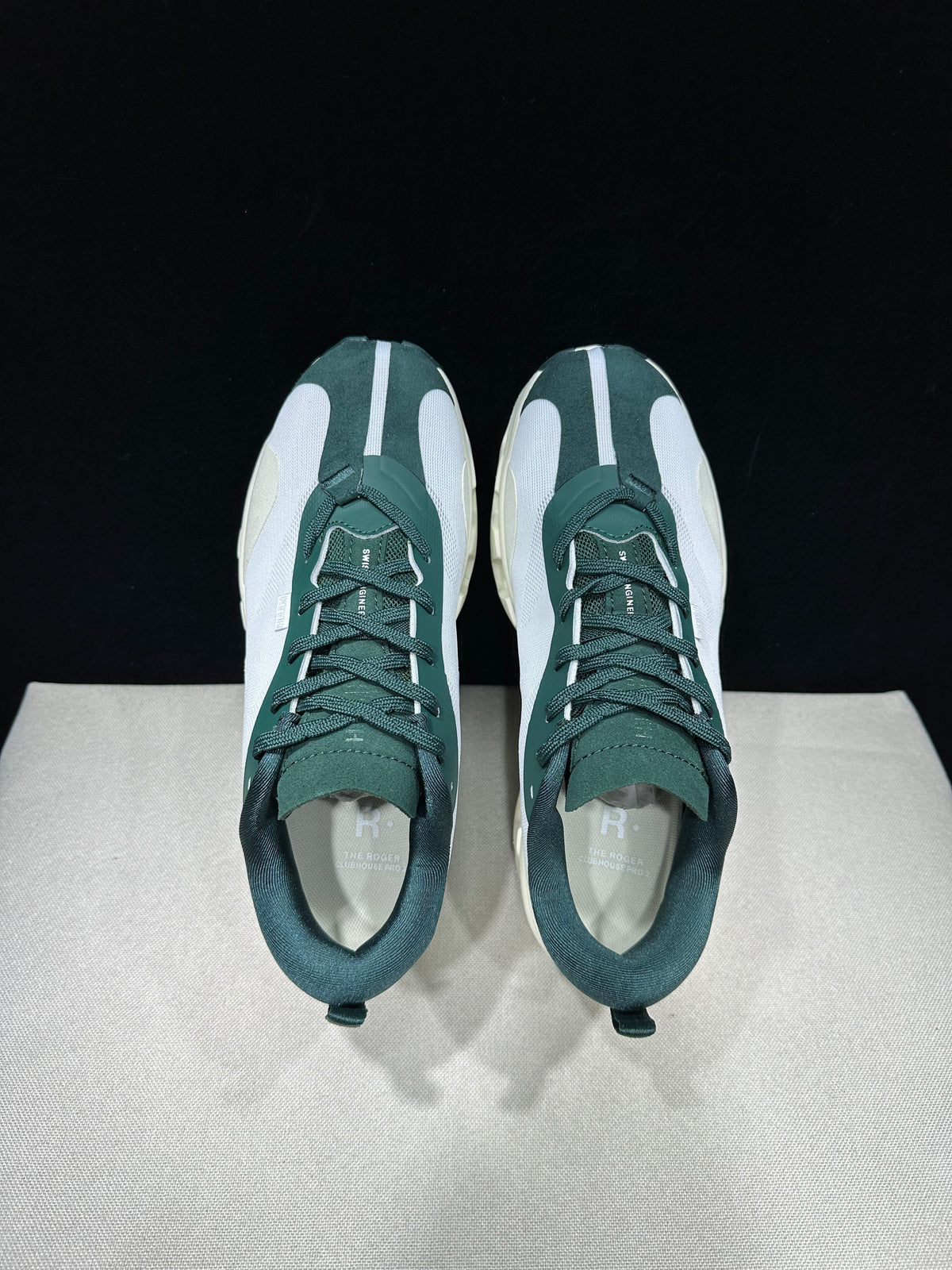 ON - KITH K TECH 1 WHITE GREEN