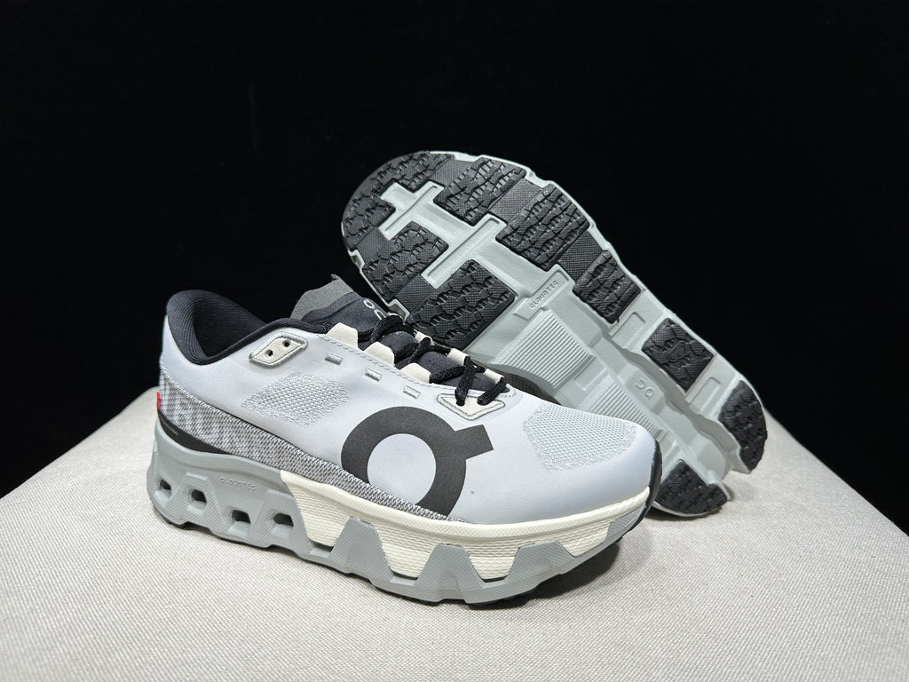 ON - Cloundmonster Hyper 'Glacier | Ivory'