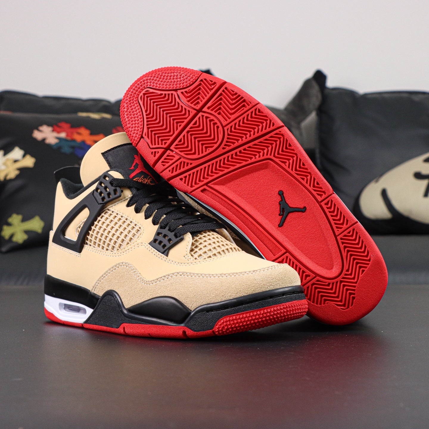 Jordan 4 Retro 'Pizza'