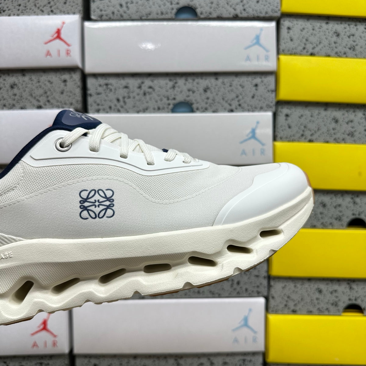 ON - Cloudtilt 2.0 x LOEWE 'White Blue'