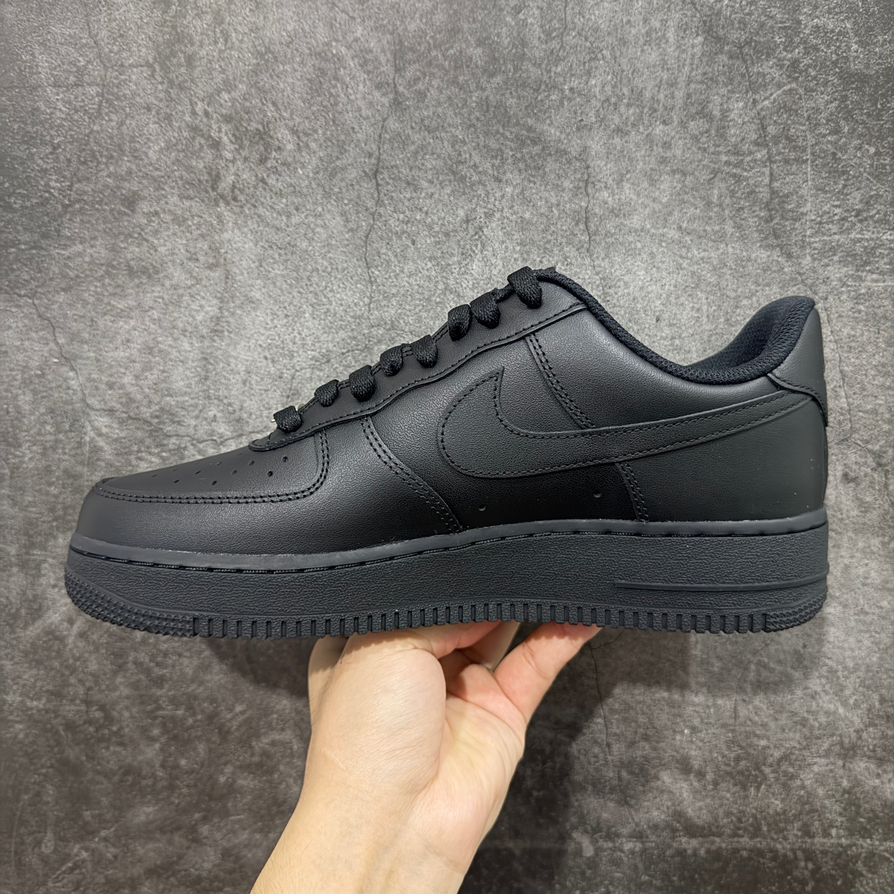 Nike Air Force 1 Low '07 'Triple Black'