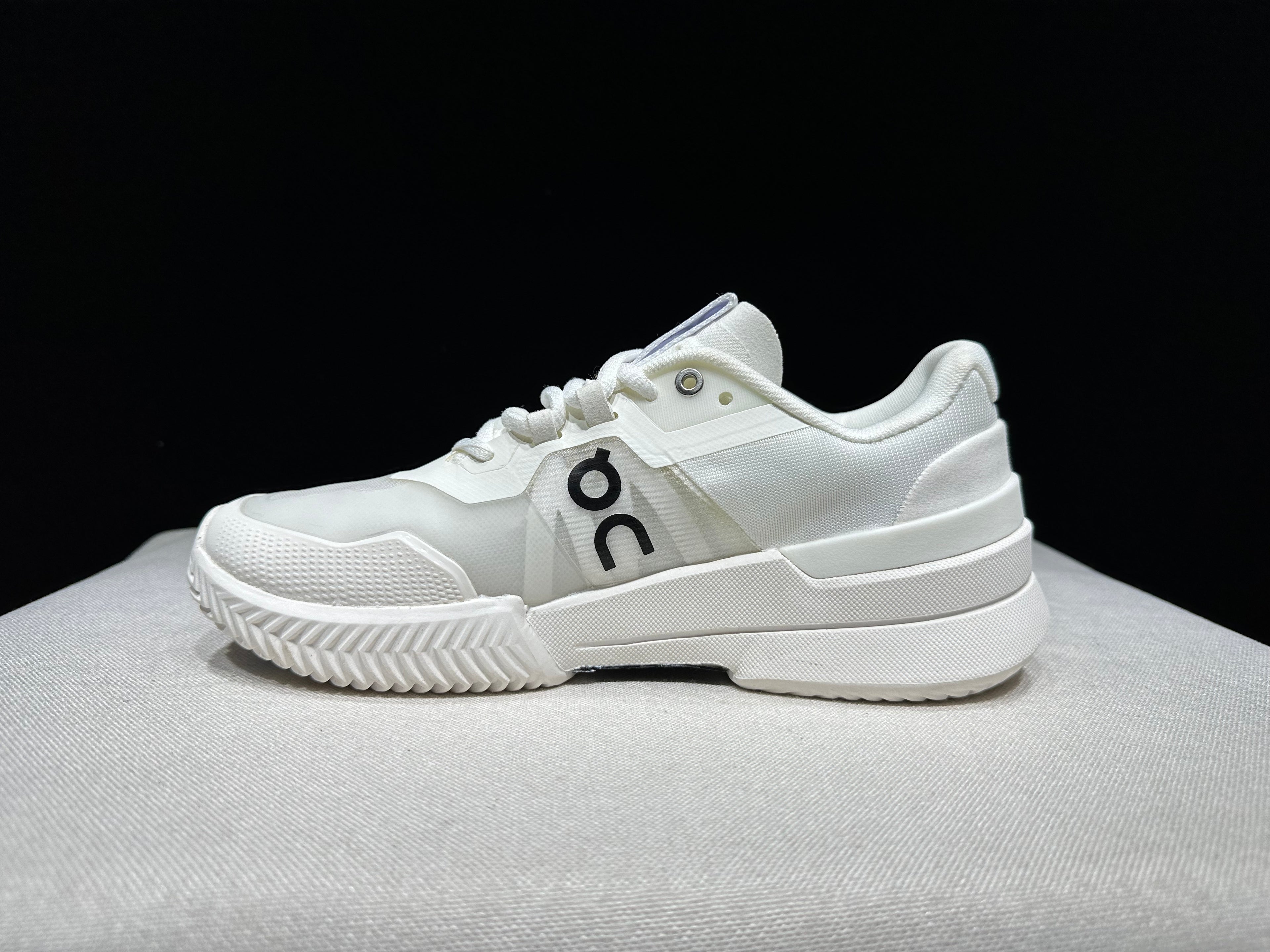 THE ROGER Pro 2 'White | Malibu'