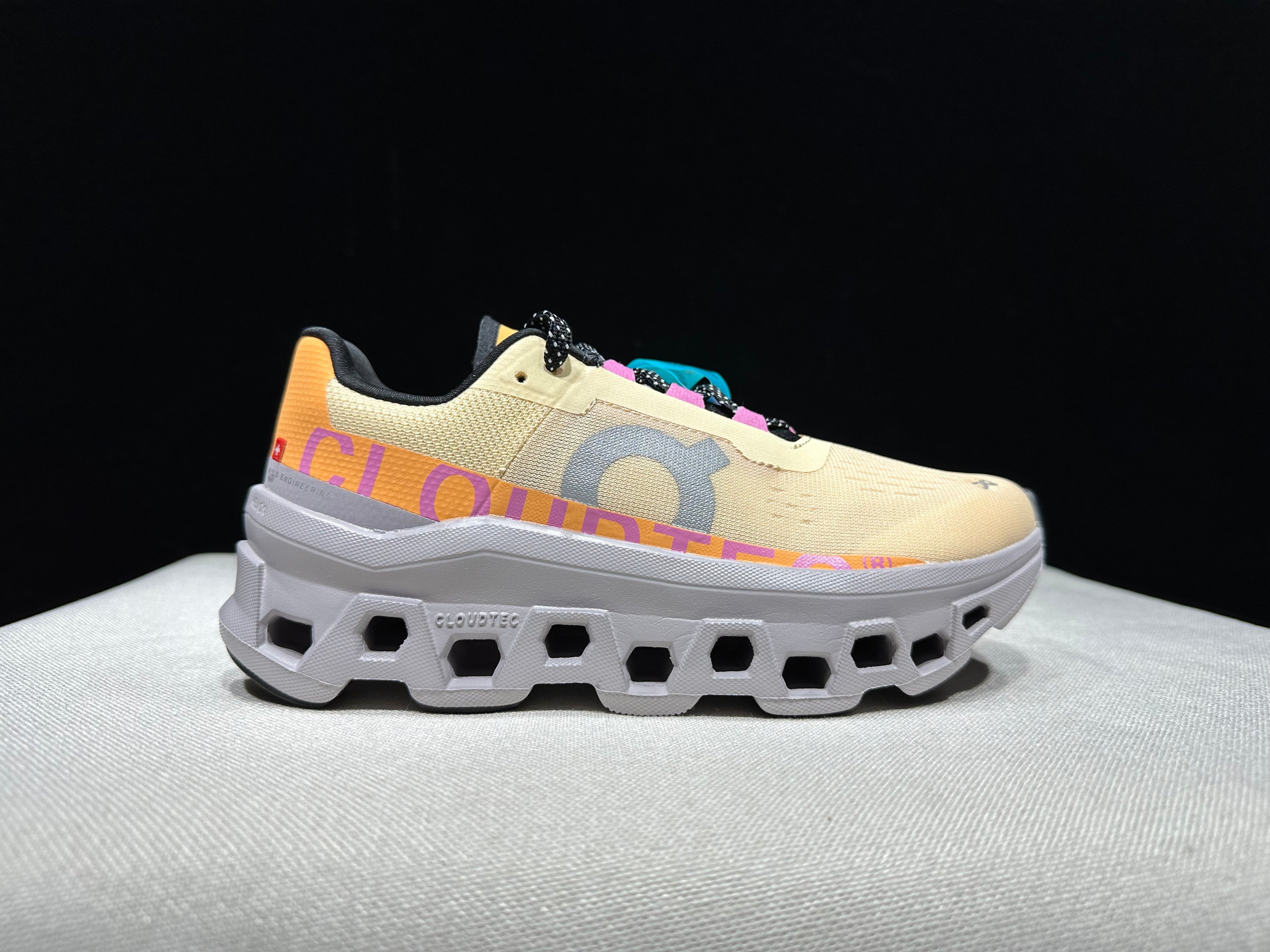 ON - Cloudmonster 'Orange| Beige'