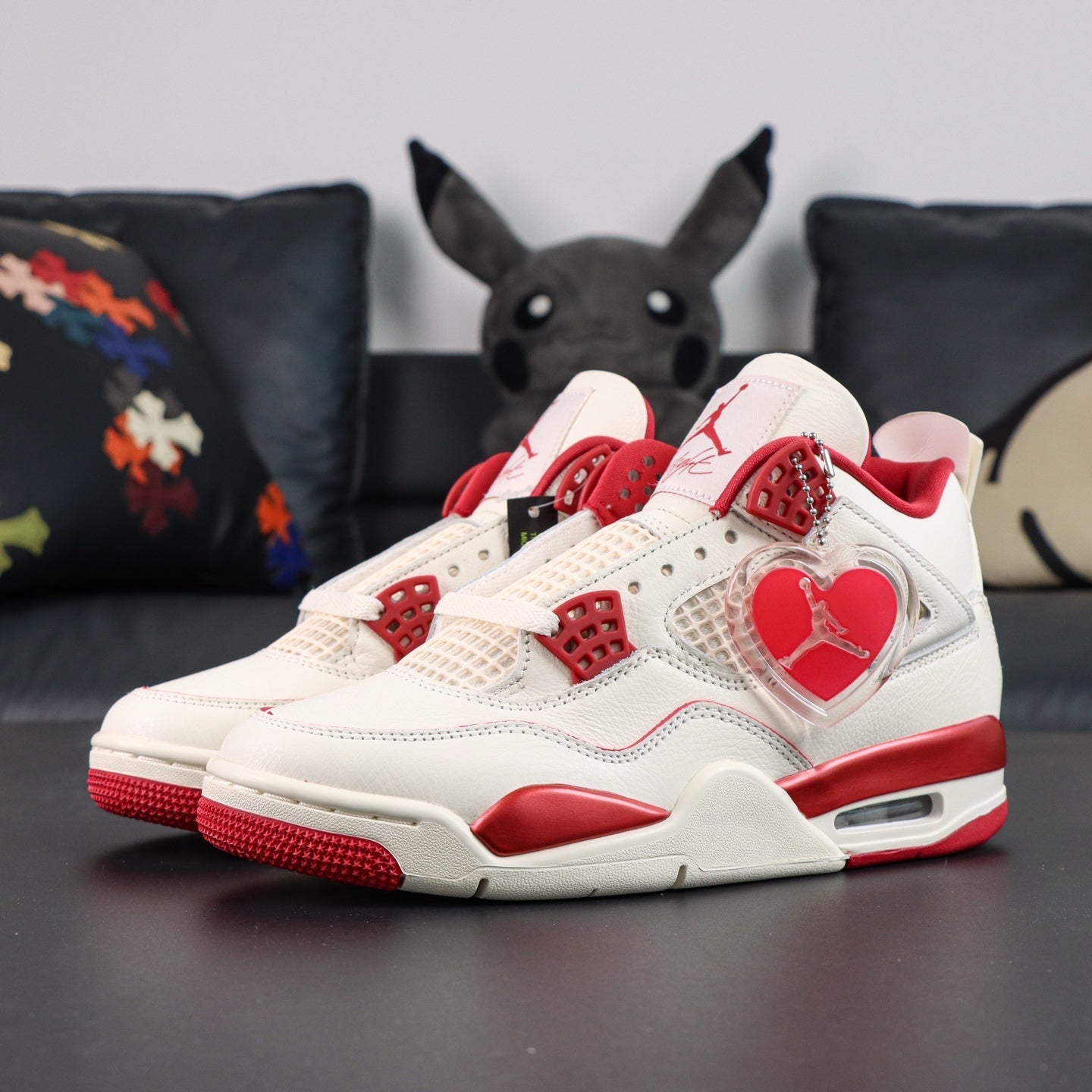Jordan 4 Retro 'Valentine's Day'