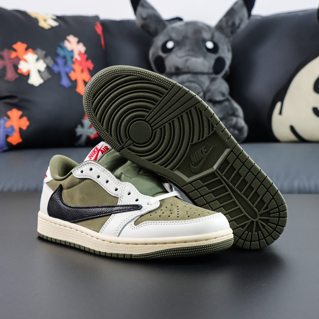 Jordan 1 Retro Low OG SP x Travis Scott 'Medium Olive'