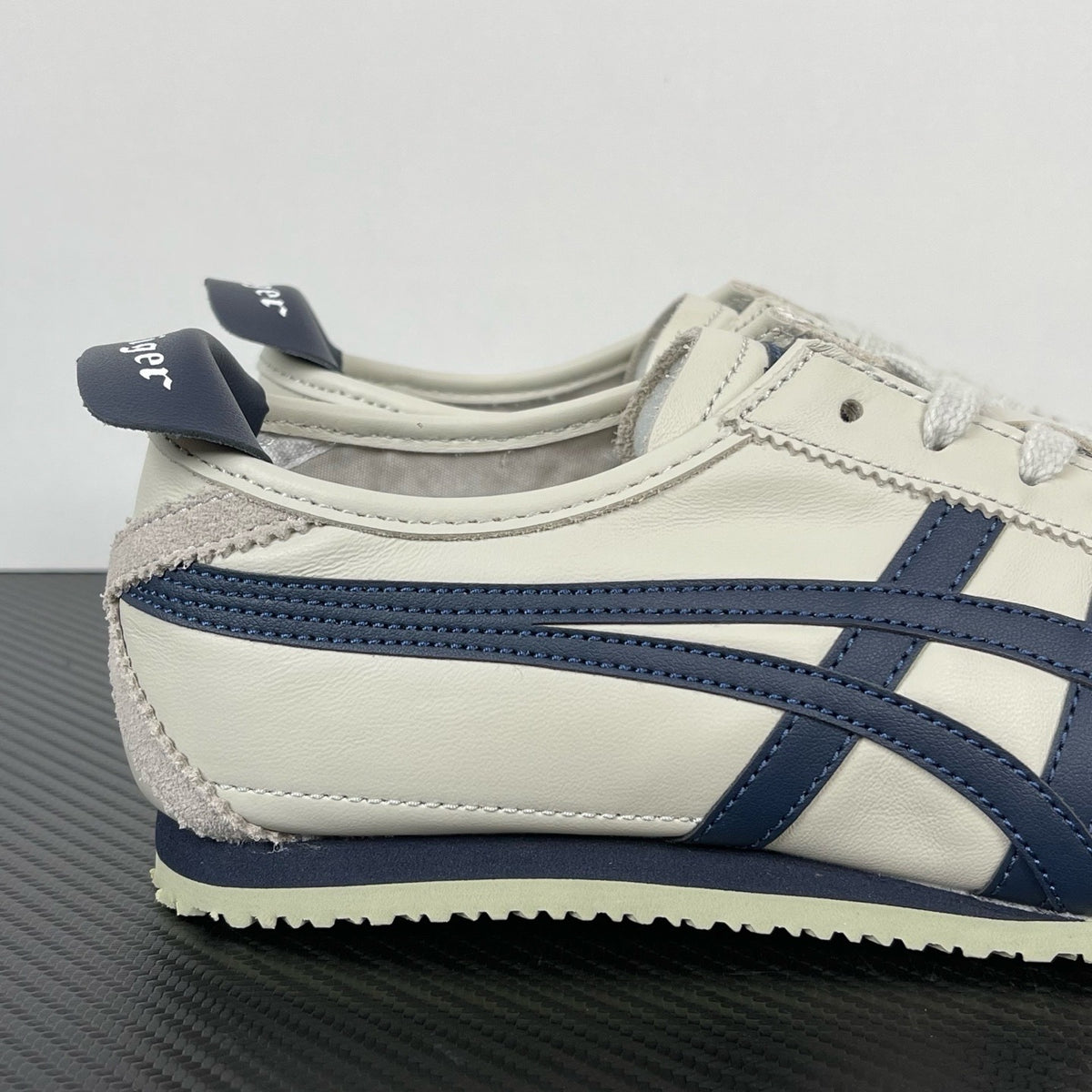 Onitsuka Tiger Mexico 66 'Birch Peacoat'