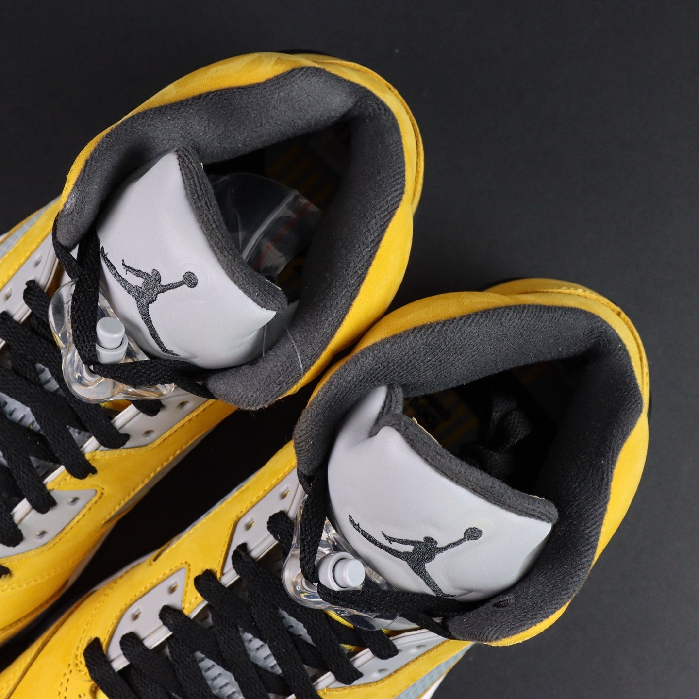 Jordan 5 'Tokyo' 2025