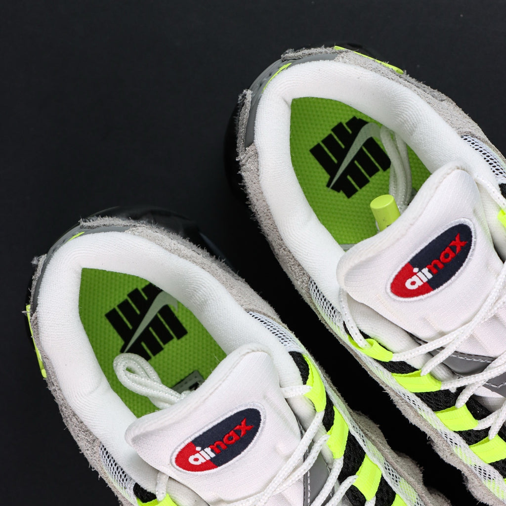 Nike Air Max 95 x Undefeated 'Geo NYC Neon'