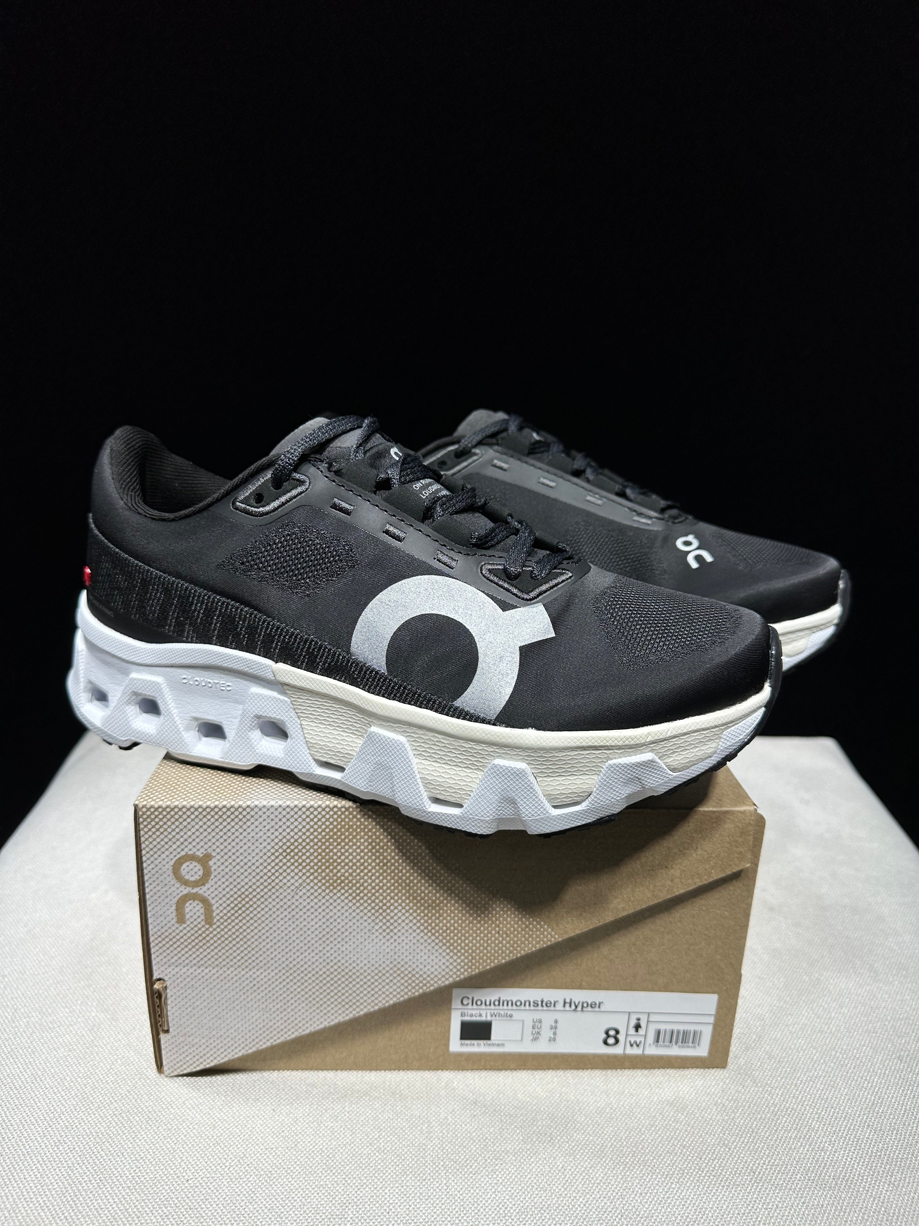 ON - Cloudmonster Hyper 'Black | White'