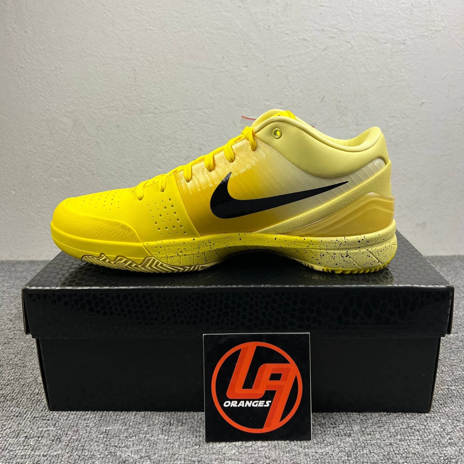 Kobe 4 Protro CHBL