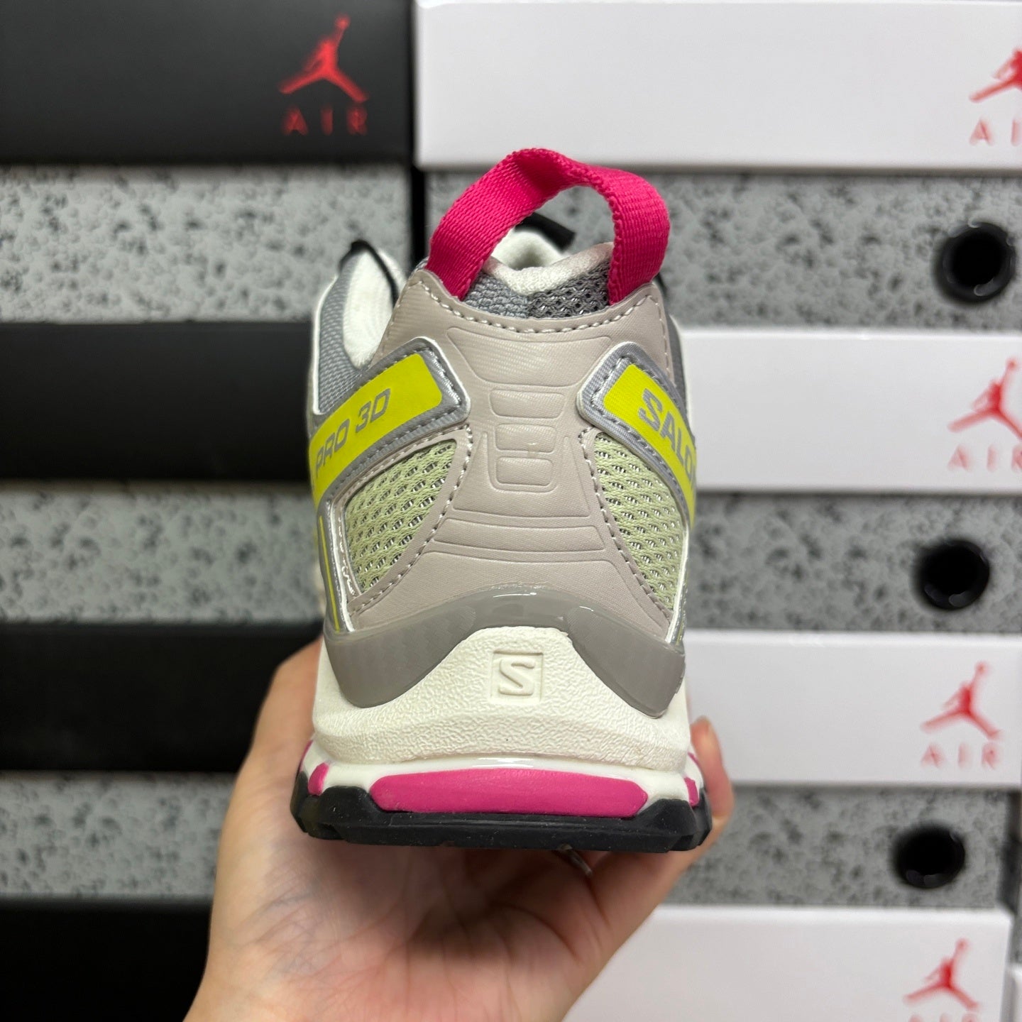 SALOMON-XA Pro 3D 'Sharkskin Sulphur Spring'
