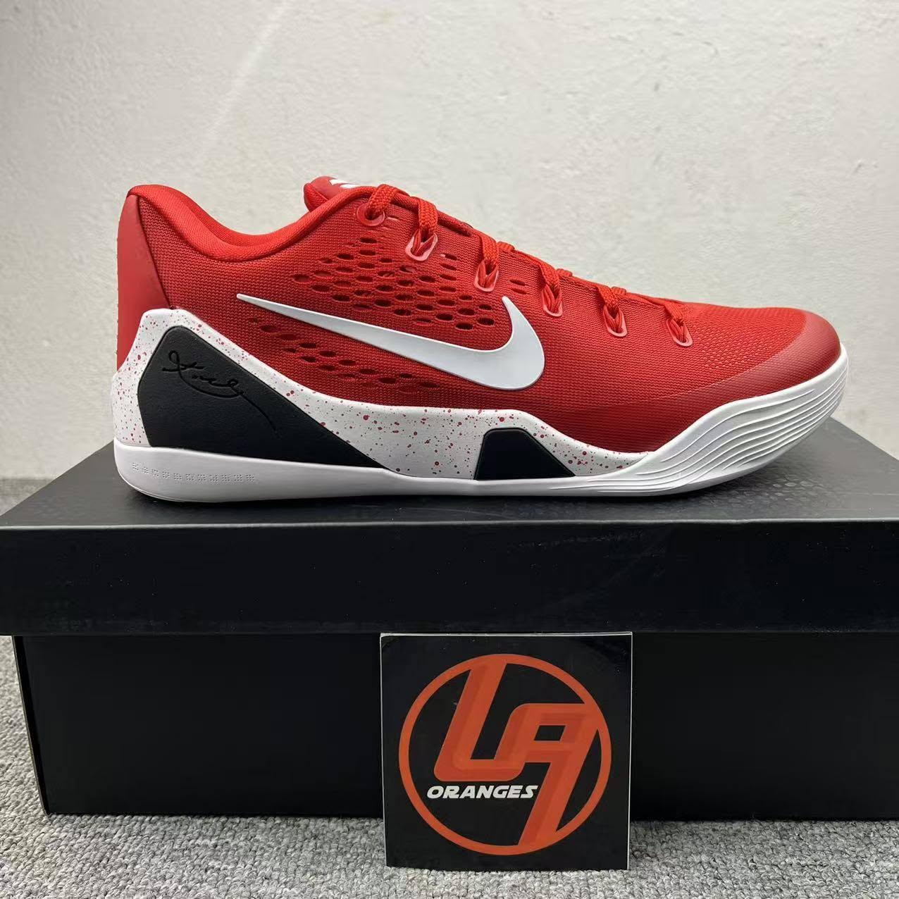 Kobe 9 EM low Protro TB University Red