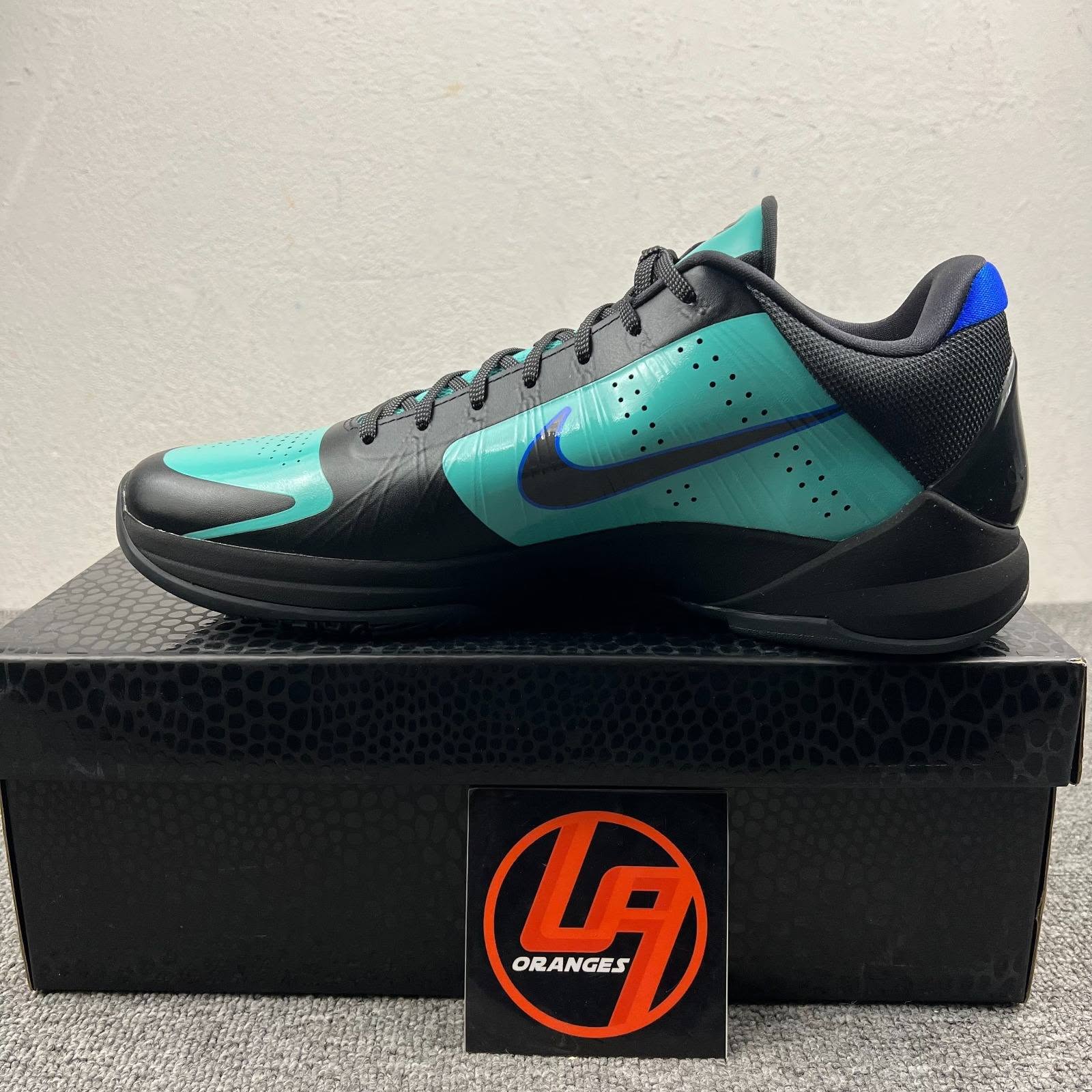 Kobe 5 Protro EYBL Academy PE