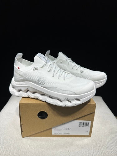 ON - Cloudtilt x Loewe 'All White'
