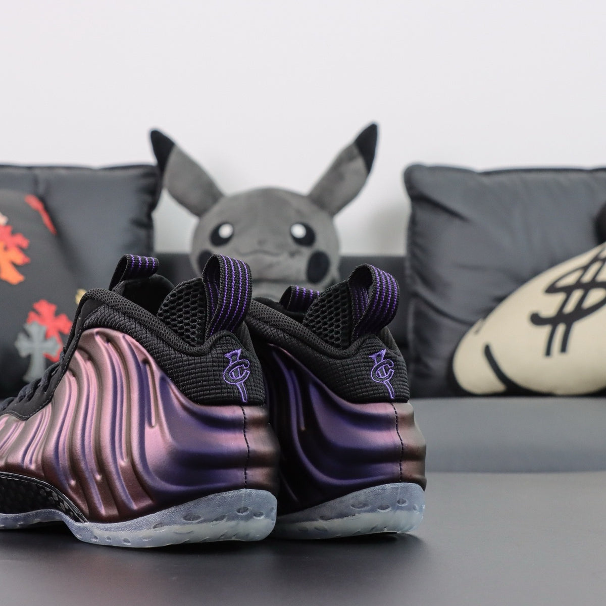 NIKE AIR  Foamposite One Eggplant