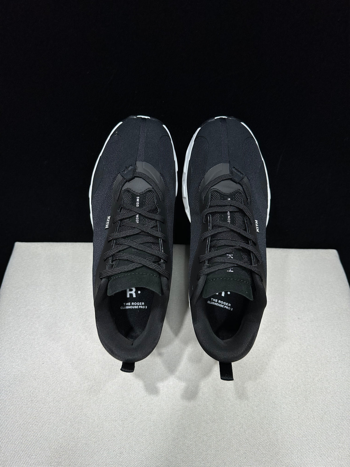 ON - KITH K TECH 1 BLACK WHITE