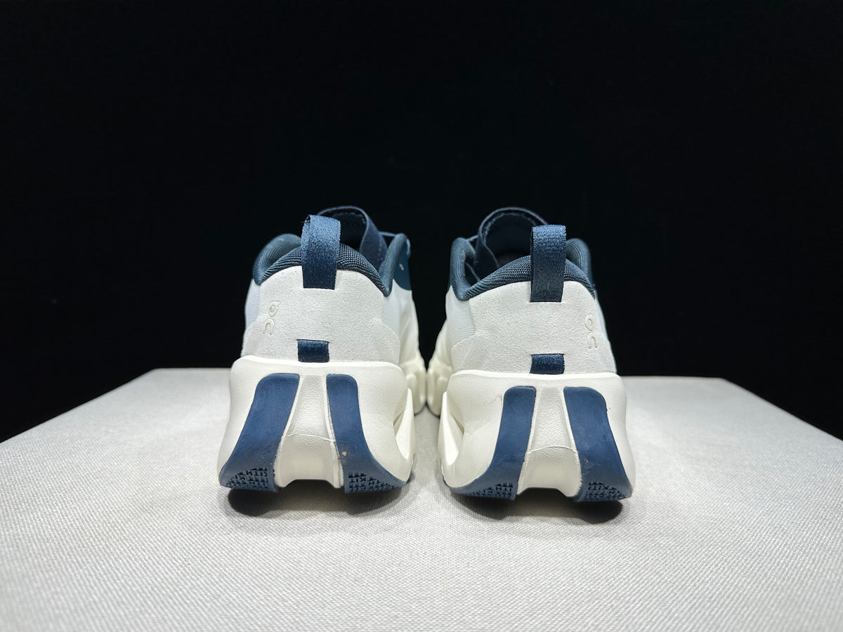 ON - KITH K TECH 1 NIMBUS