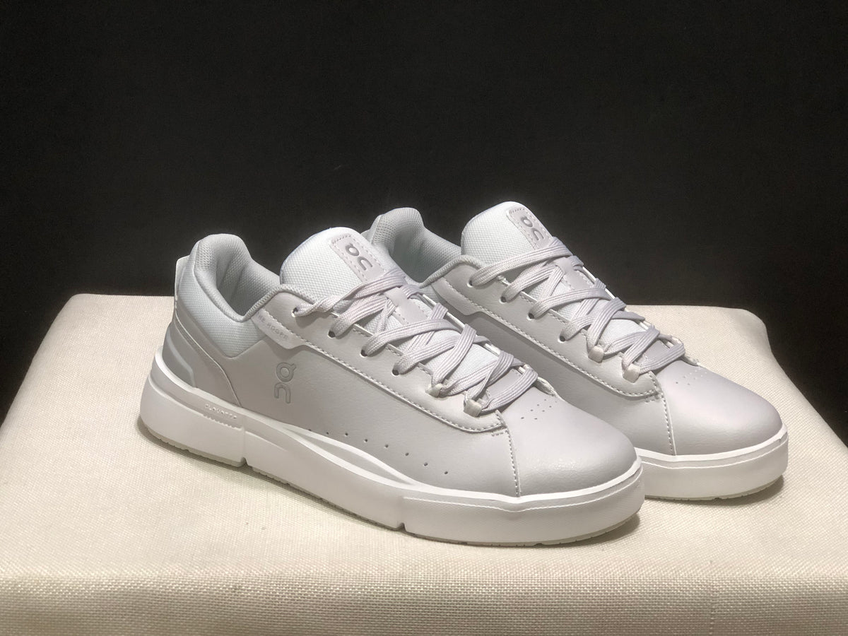 ON - ROGER FEDERER X THE ROGER CENTRE COURT WOLF GLACIER