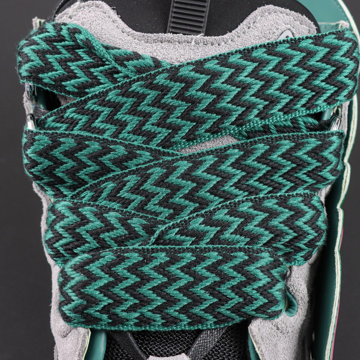 LANVIN CURB SNEAKER grey, dark green, and pink