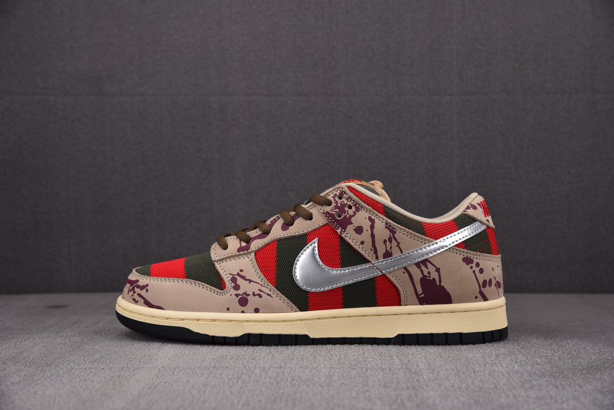 Nike SB Dunk  Low  "Freddy Krueger"