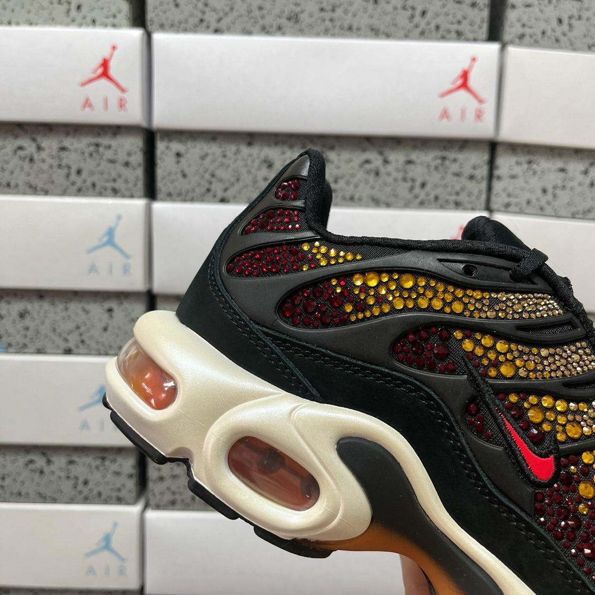 NIKE AIR MAX PLUS Swarovski Sunset