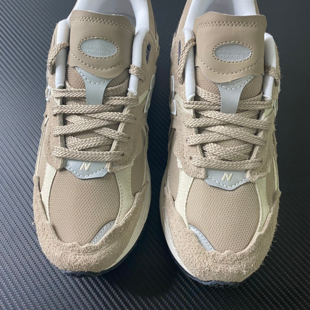 NEW BALANCE 2002R "Protection Pack - Driftwood"