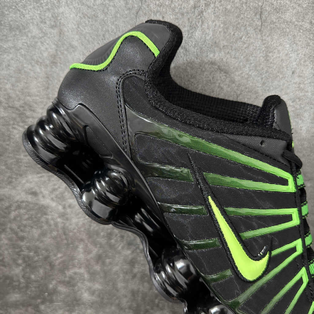 NIKE SHOX TLX Black Green Strike