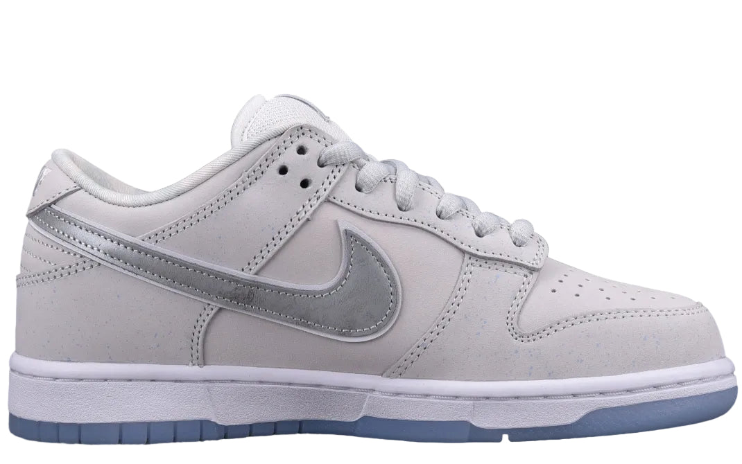 Nike SB Dunk  Low "White Lobster"