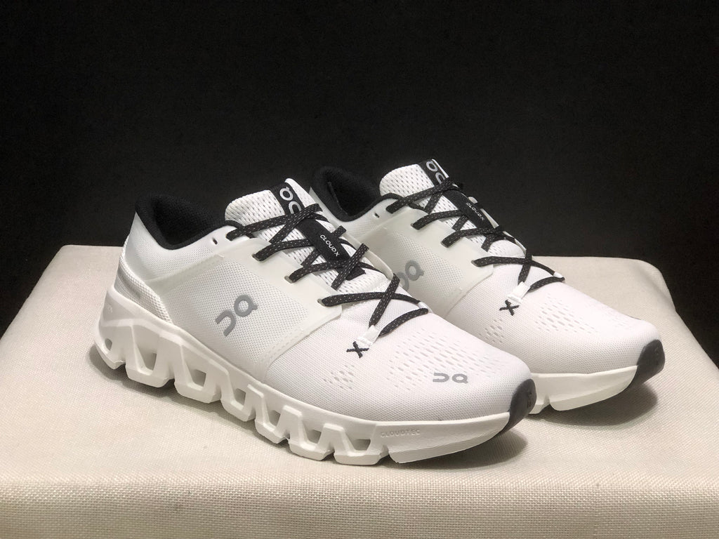 ON - Cloud X5 WHITE BLACK