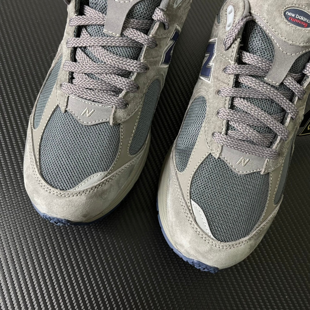NEW BALANCE 2002R GORE-TEX in the Marblehead / Moon Shadow