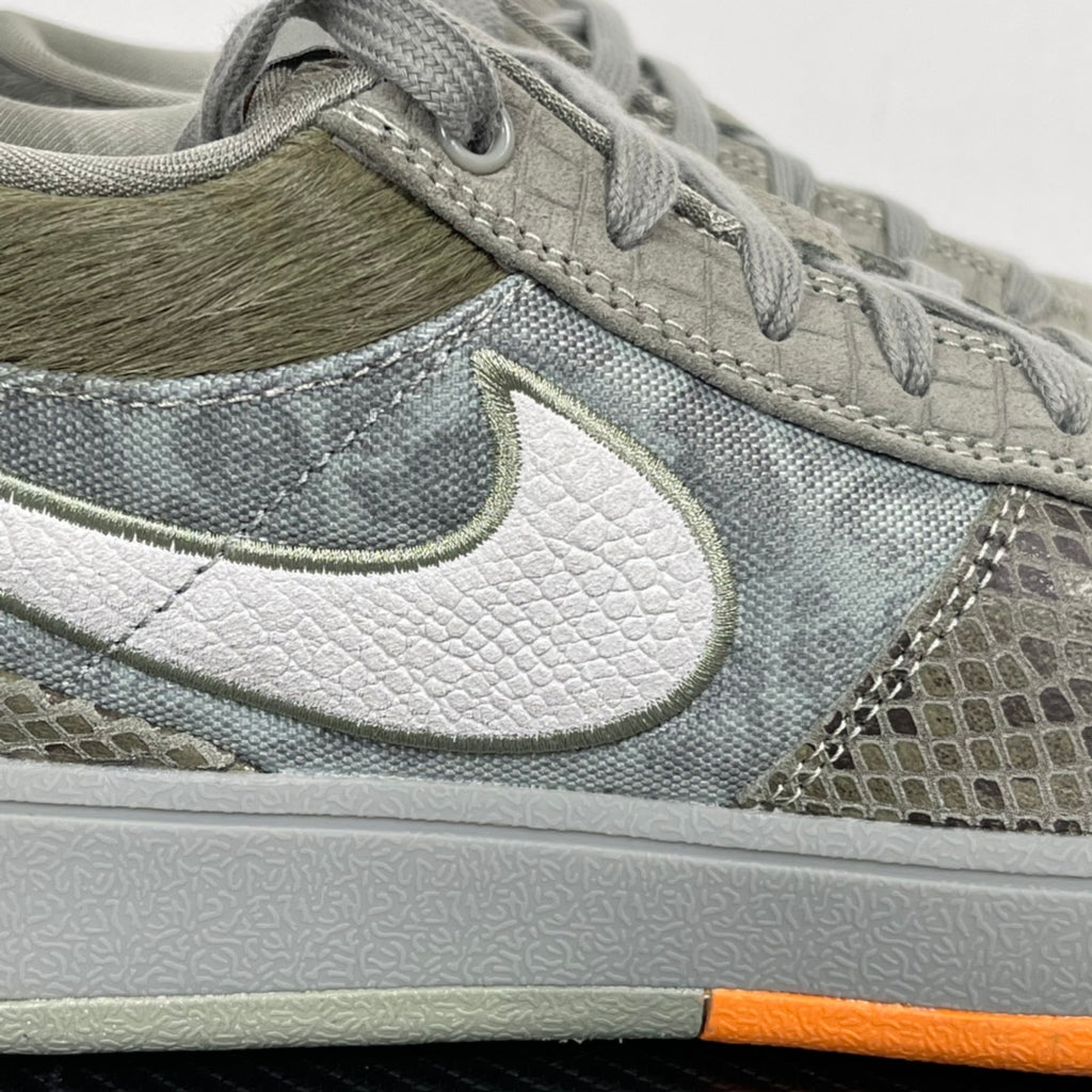 NIKE BOOK 1 Premium "Hike"