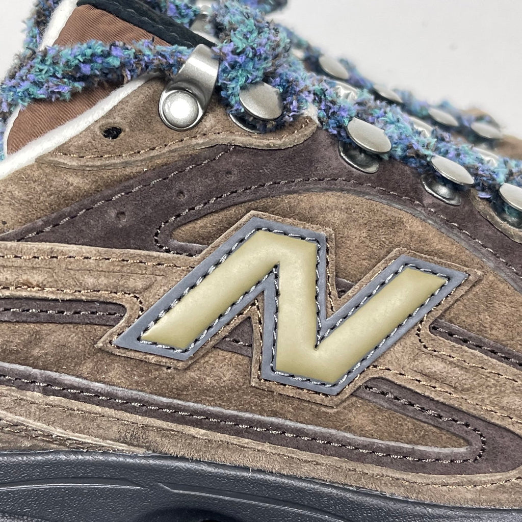 New Balance 204L Beef & Broccoli