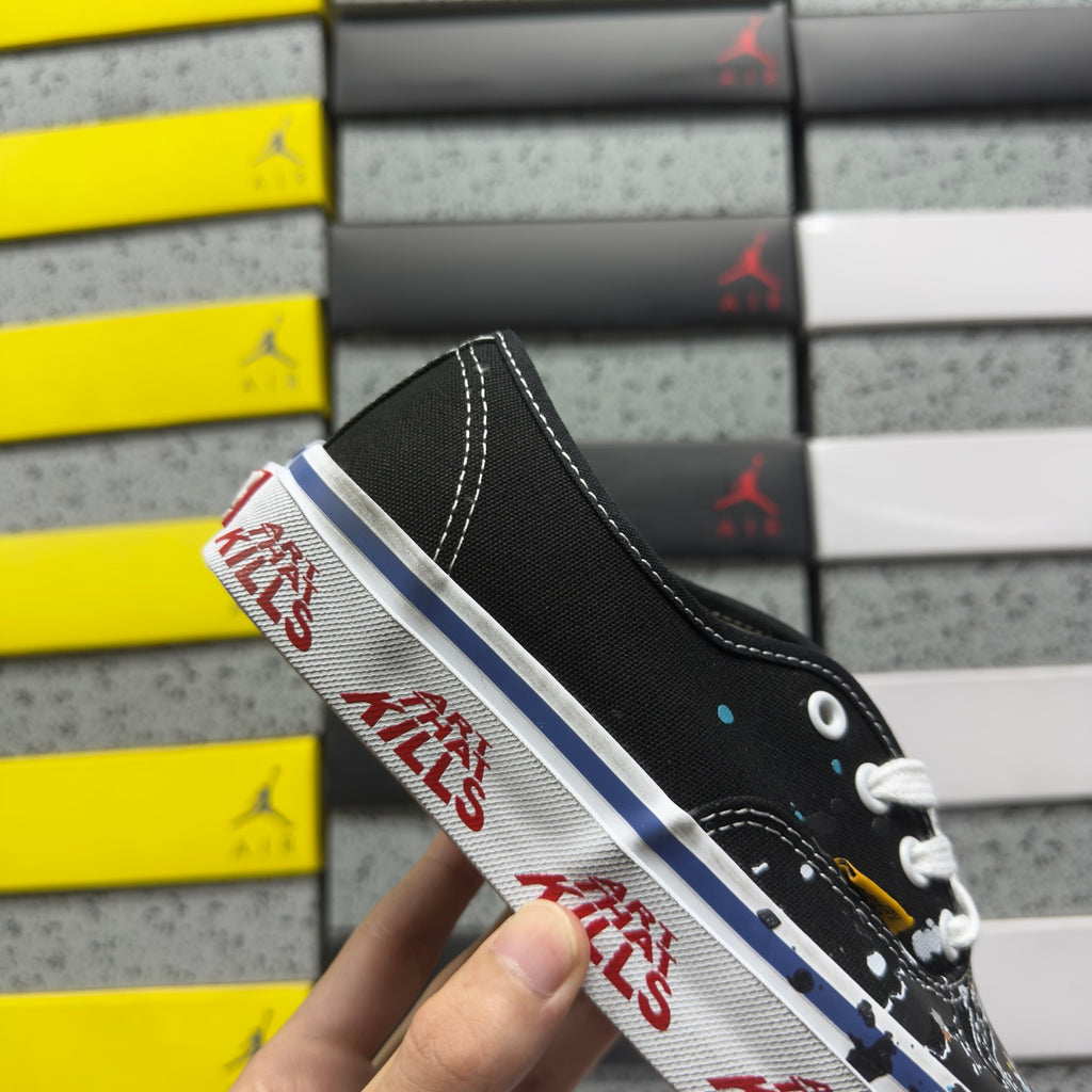 VANS  Authentic Reissue 44 Gallery Dept. Art That Kills Black