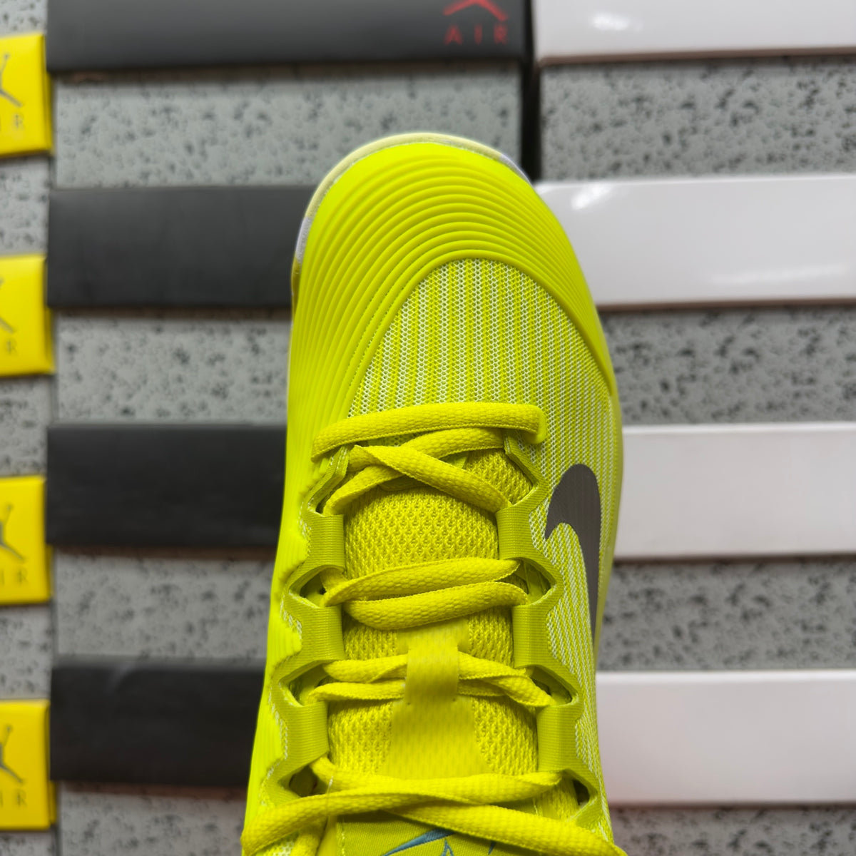 NIKE COURT AIR ZOOM VAPOR PRO12 HC Premium High Voltage Luminous Green Mineral Teal Cave Stone