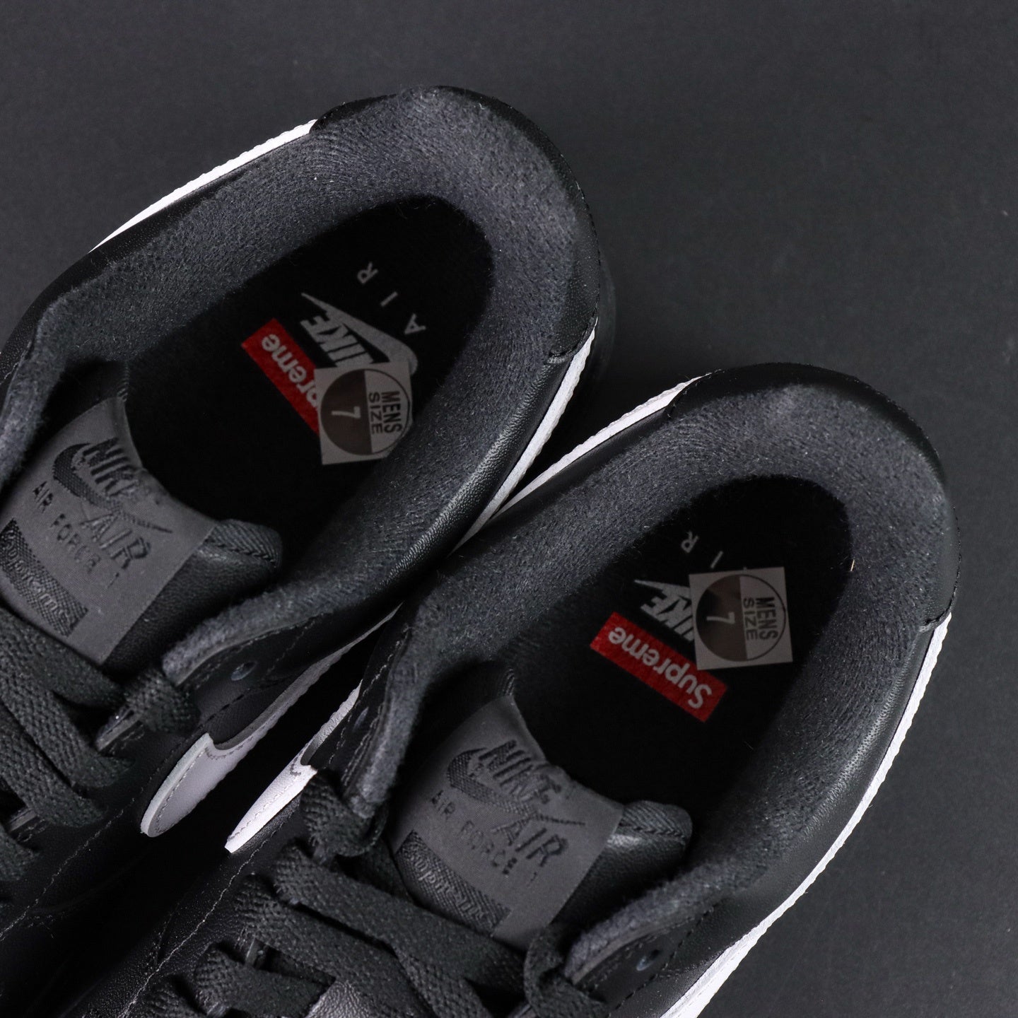 Nike Air Force 1 Low x Supreme 'Black White'