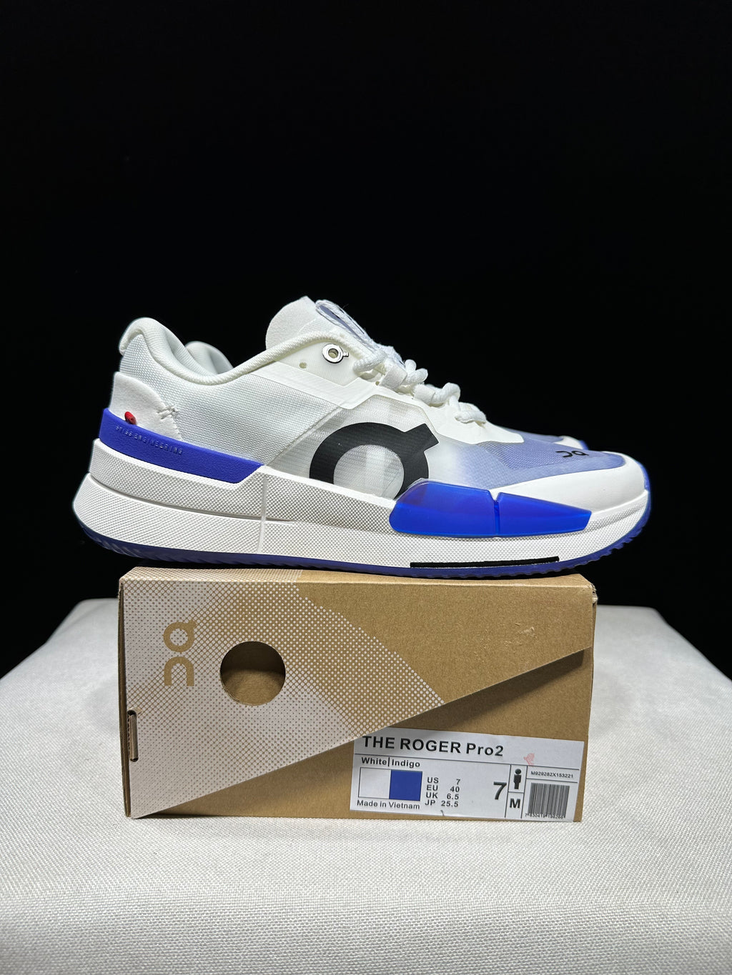 THE ROGER Pro 2 'White | Indigo'