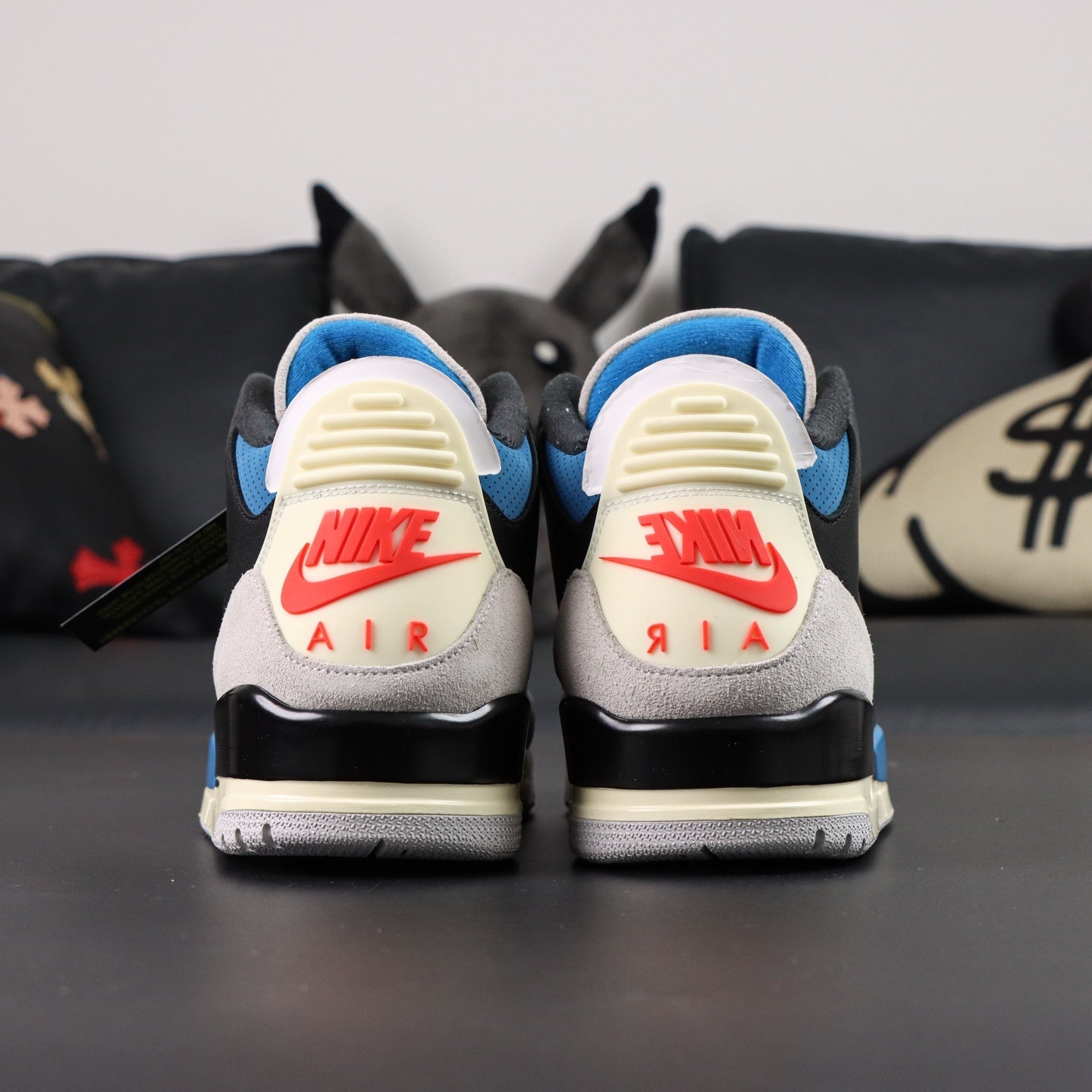 Jordan 3 'Rare Air'