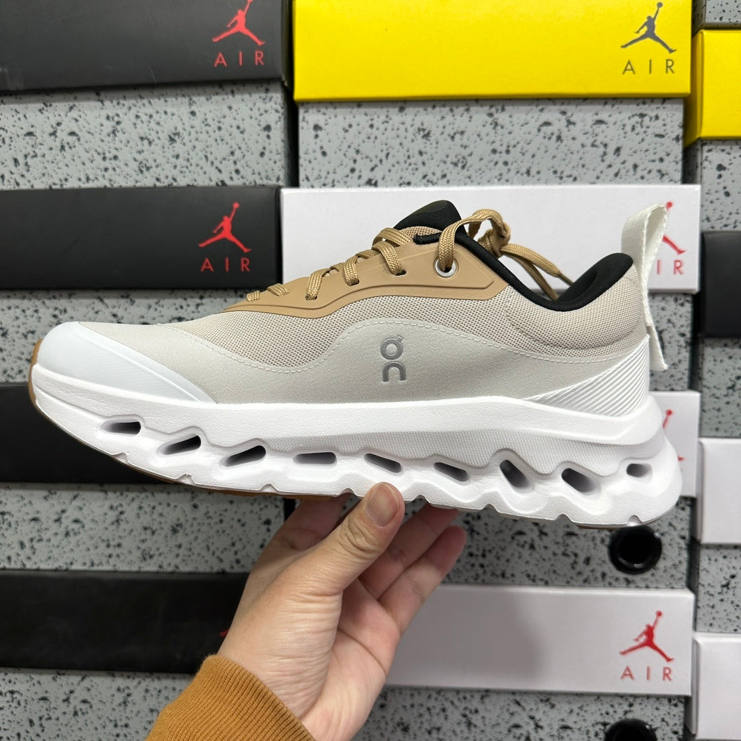 ON - Cloudtilt 2.0 x LOEWE 'Tan White Gum'