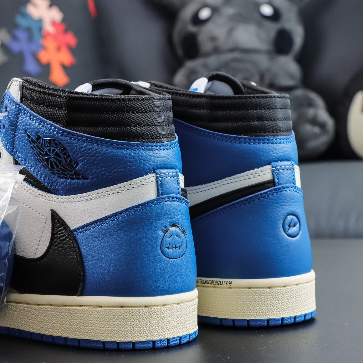 Jordan 1 Retro High x Fragment Design x Travis Scott 'Sail Black Military Blue