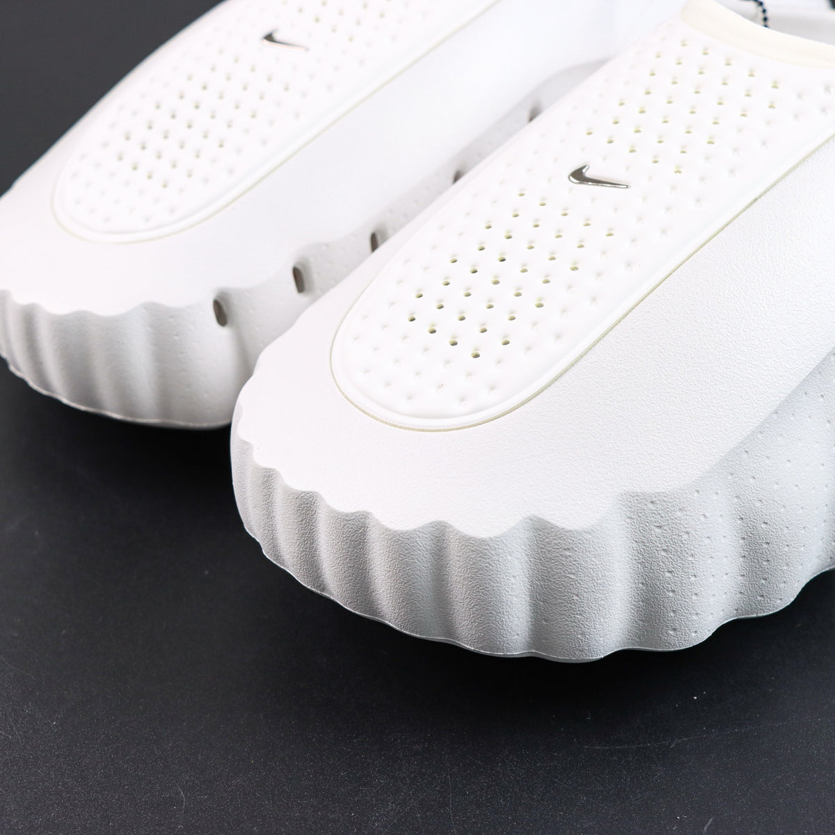 Nike Mind 001 'White Metallic Silver'