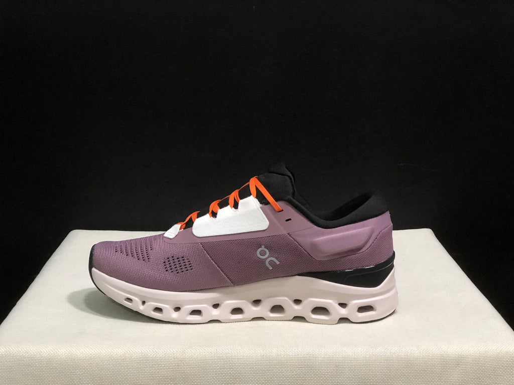 Cloudstratus 3 'Quartz | Lily'