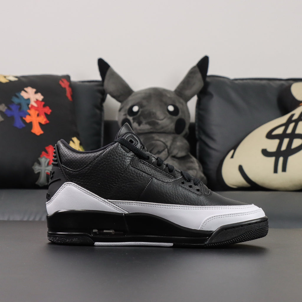 Fragment Design x Air Jordan 3 'Black/White'