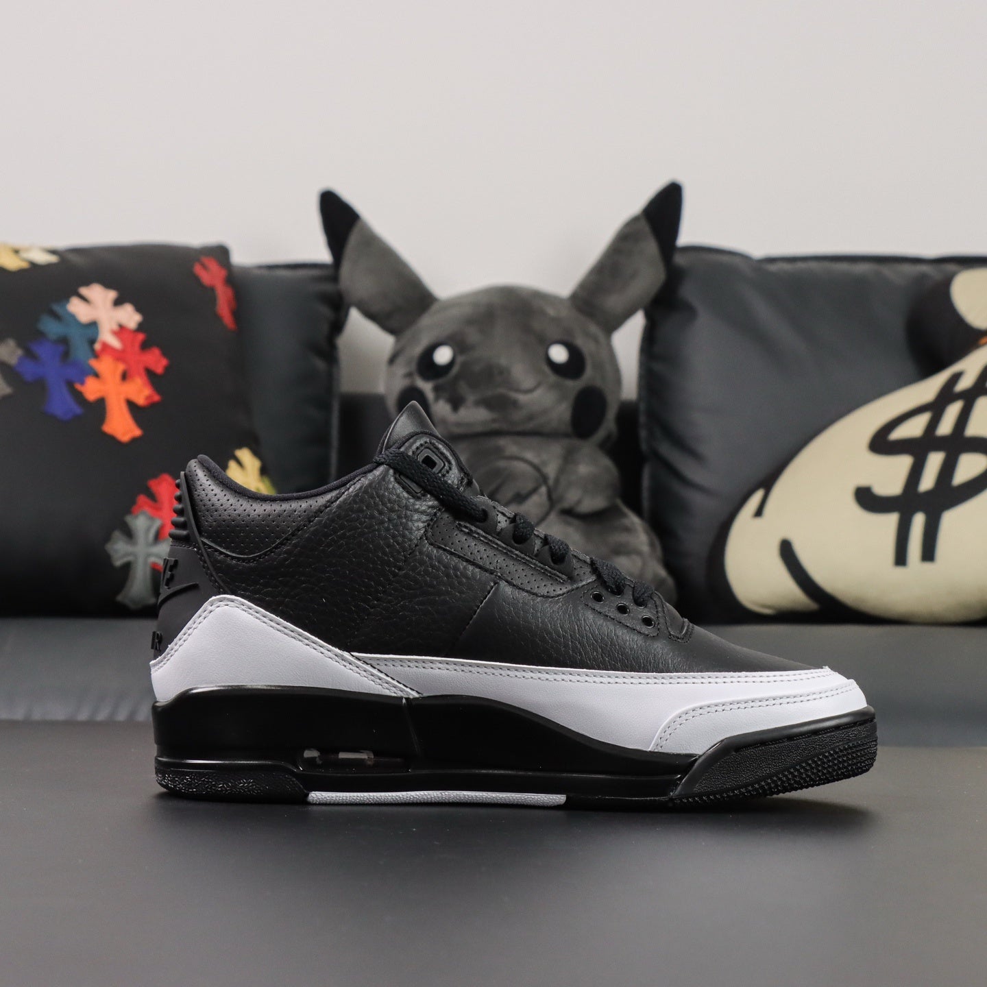 Fragment Design x Air Jordan 3 'Black/White'