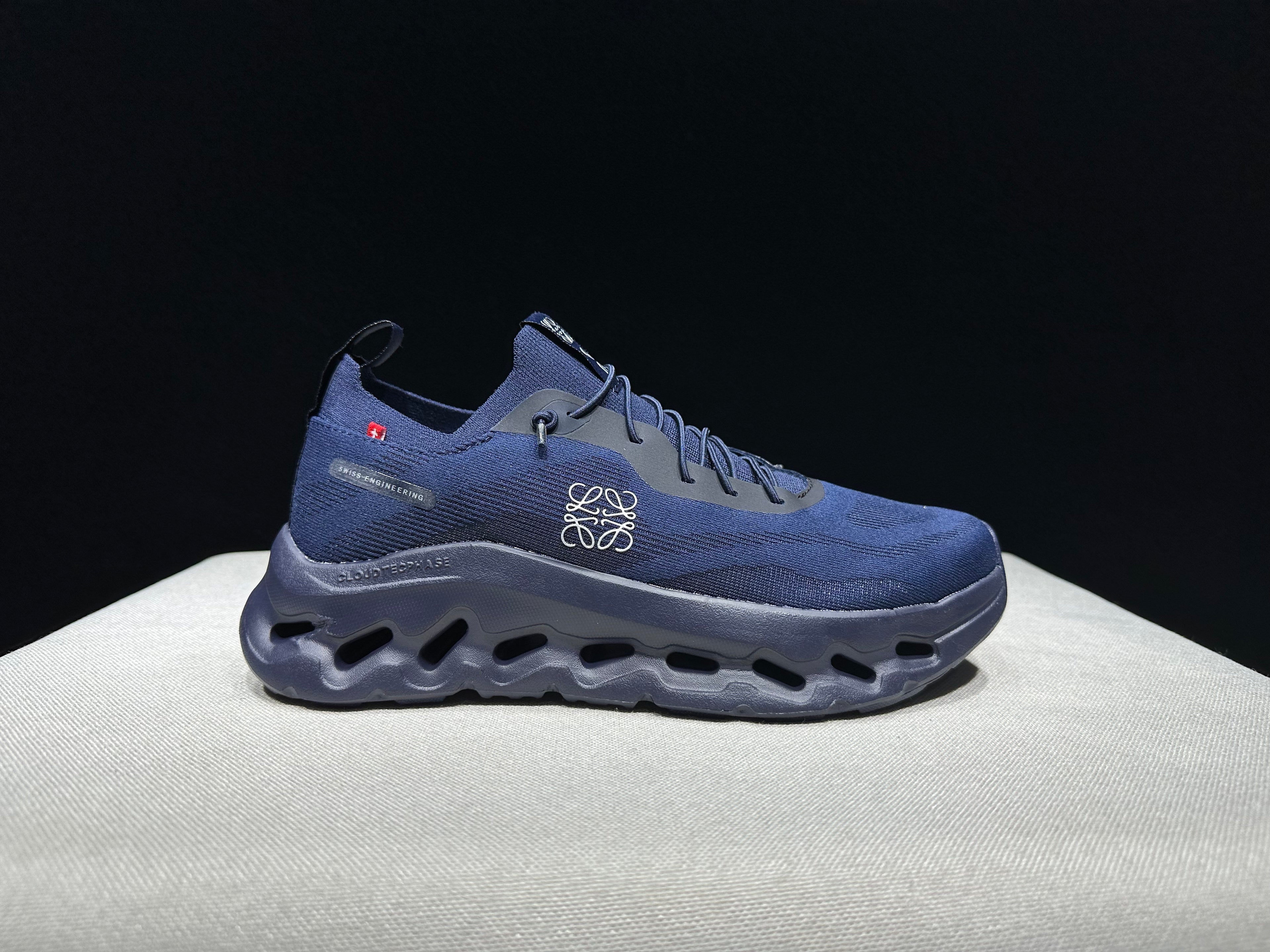 ON - Cloudtilt x Loewe 'All Navy'